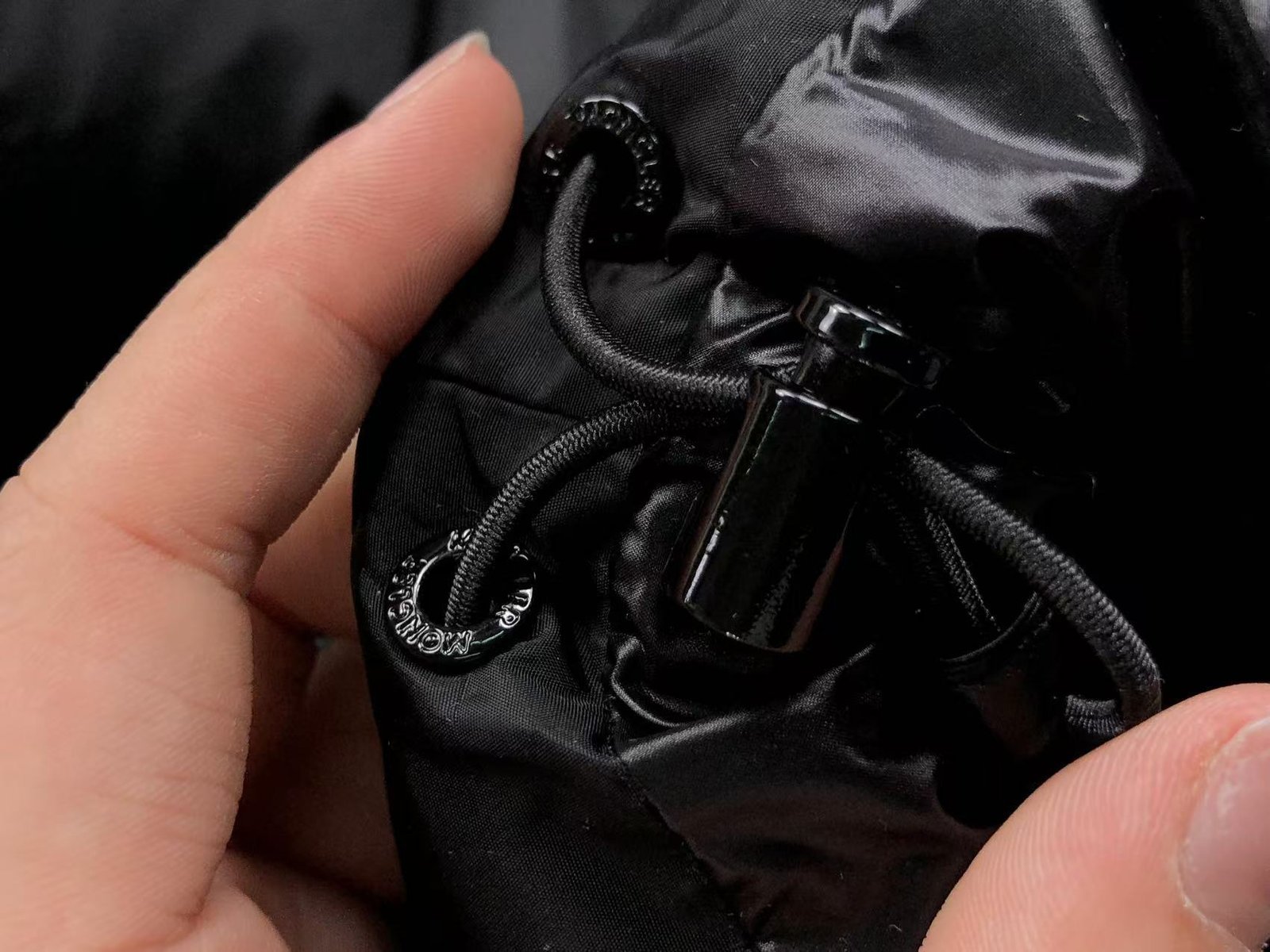  Logo Puffer Jacket Black-OSI