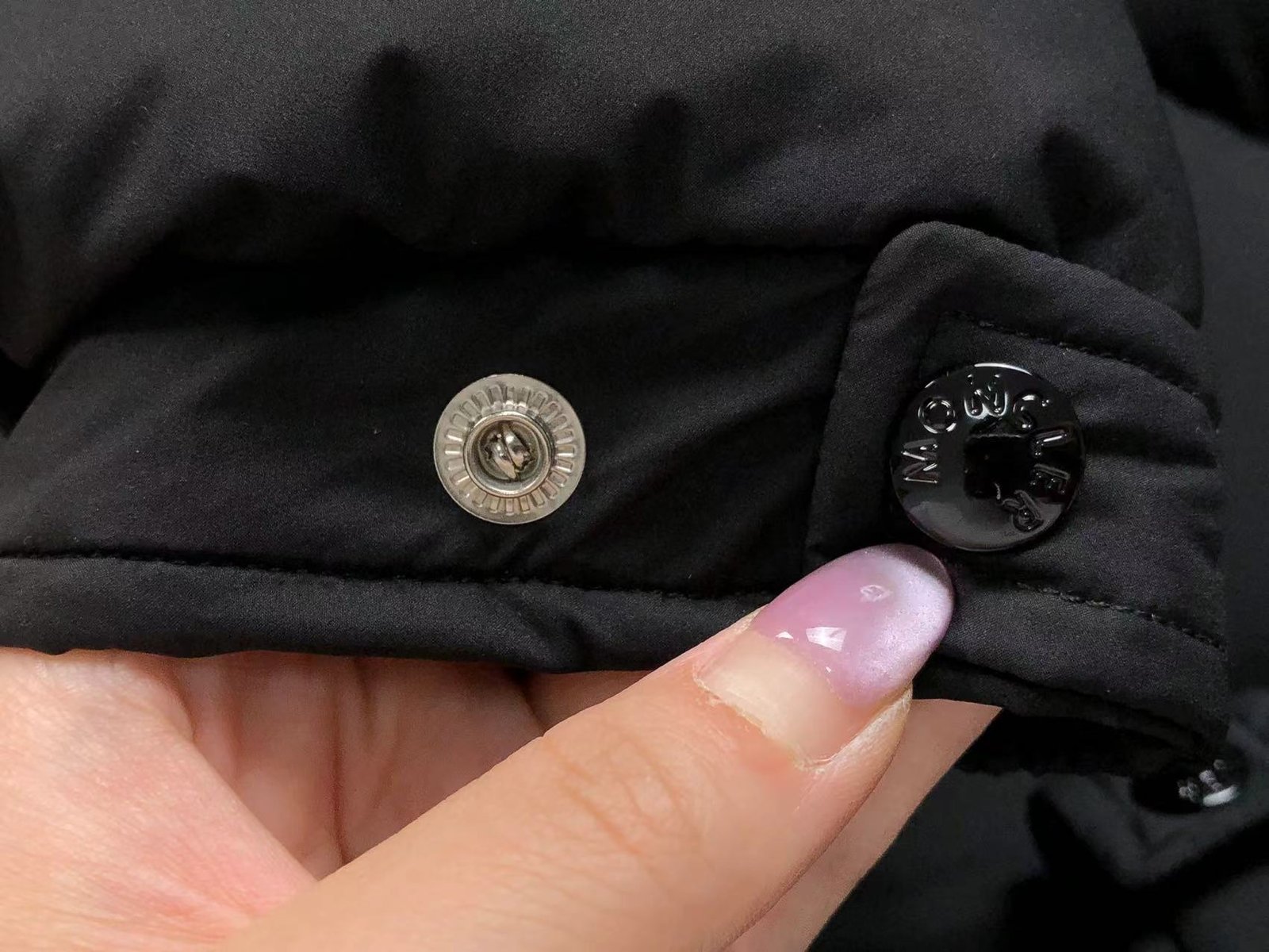 Moncler Logo Hooded Puffer Jacket Black