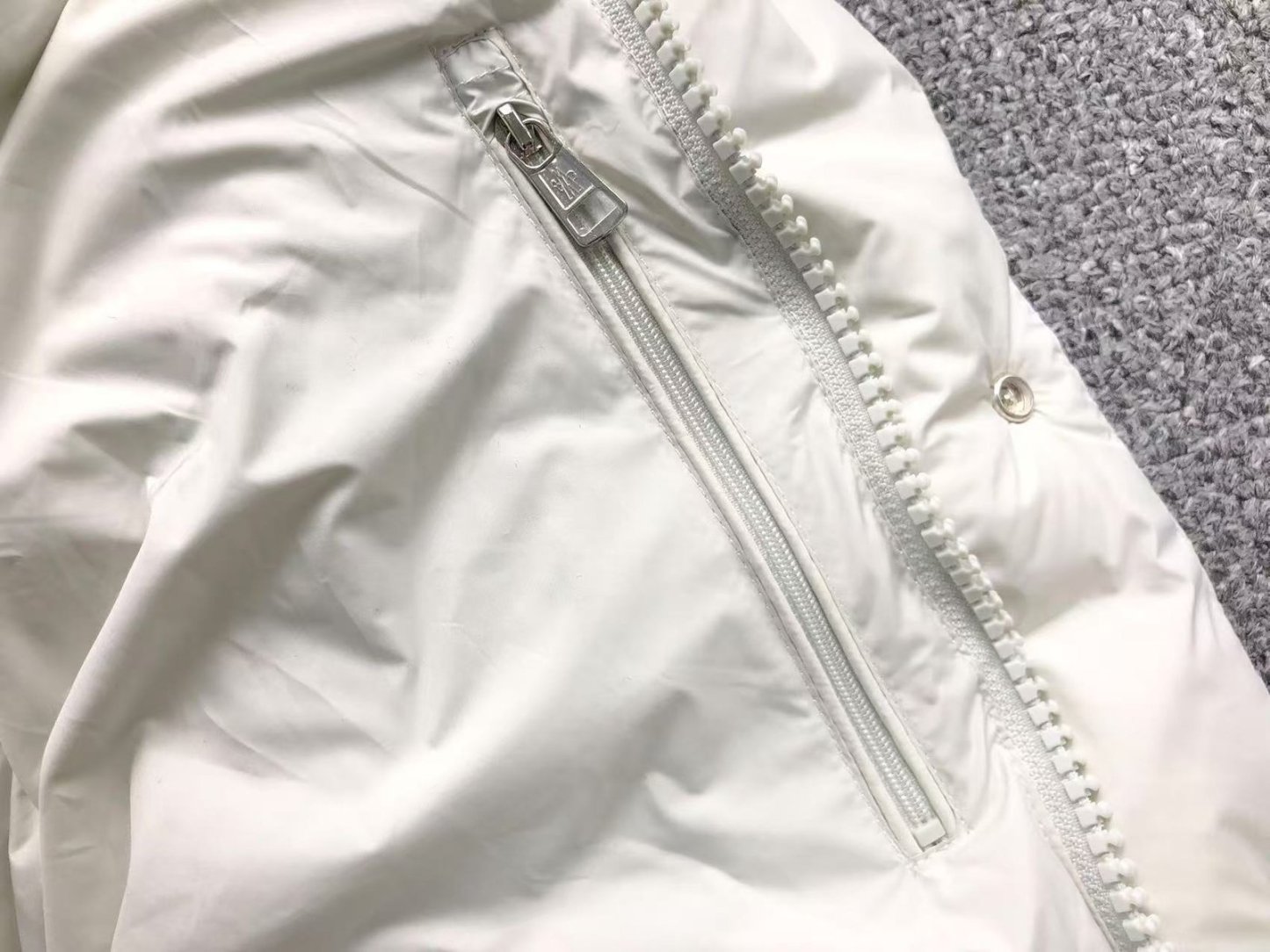 Moncler Logo Puffer Jacket White