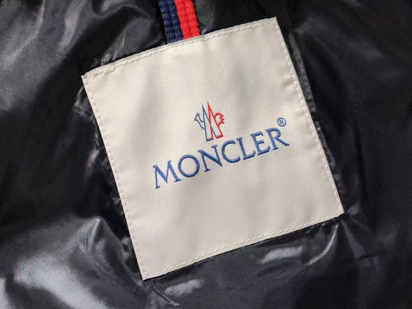 Moncler Logo Hooded Puffer Jacket Black