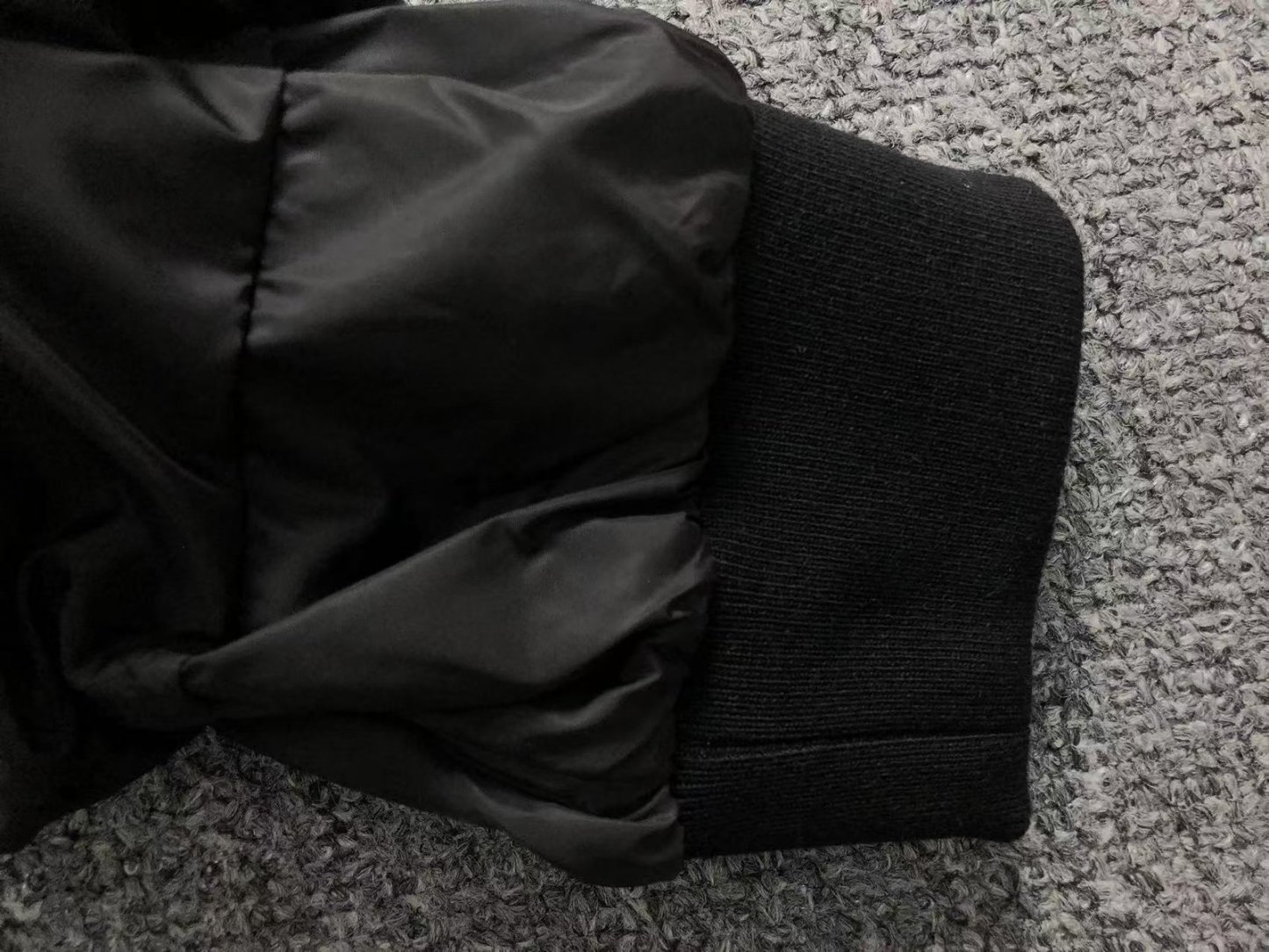 Gucci Pattern Logo Puffer Black
