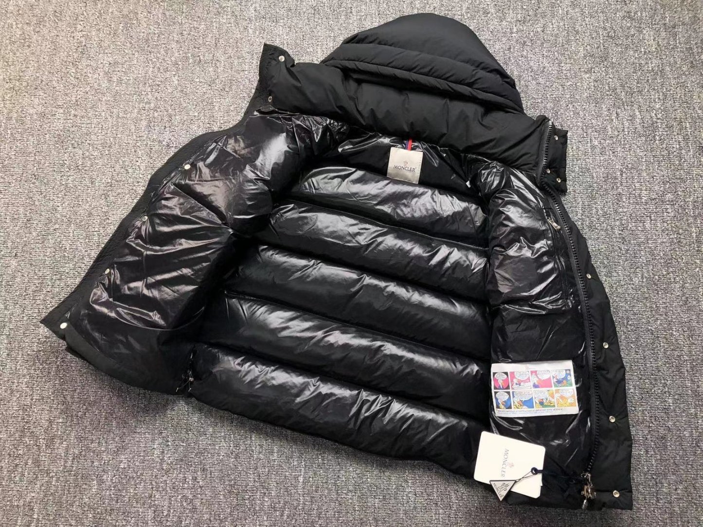 Moncler Logo Hooded Puffer Jacket Black