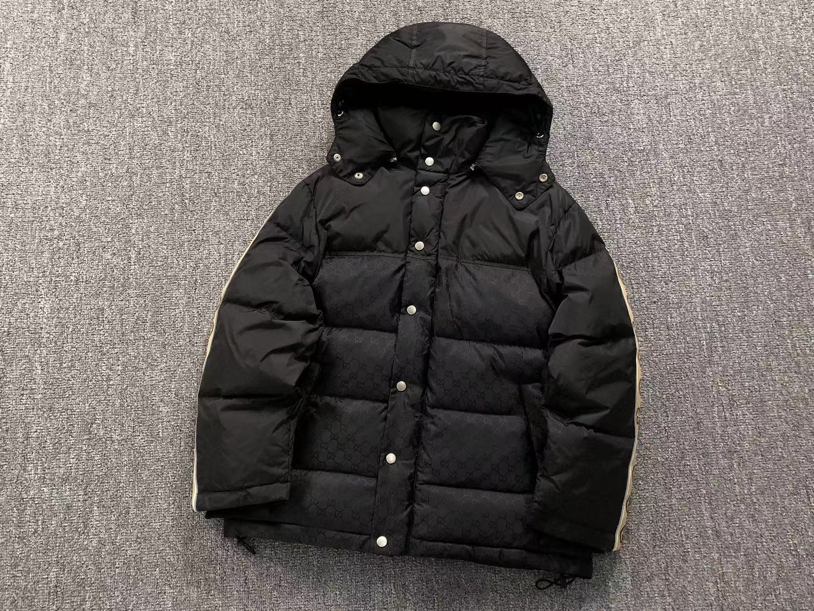 Gucci Pattern Logo Puffer Black