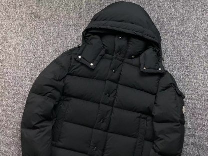 Moncler Logo Hooded Puffer Jacket Black