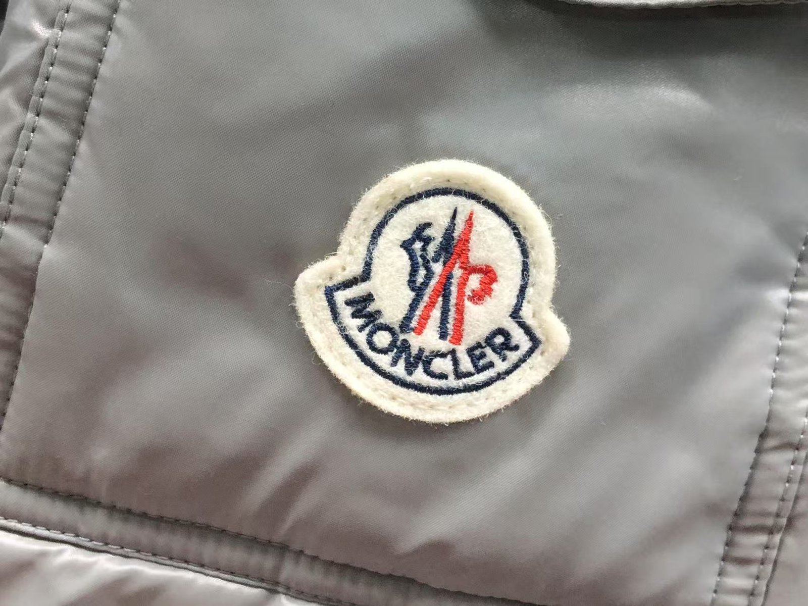 Moncler Logo Puffer Jacket Grey