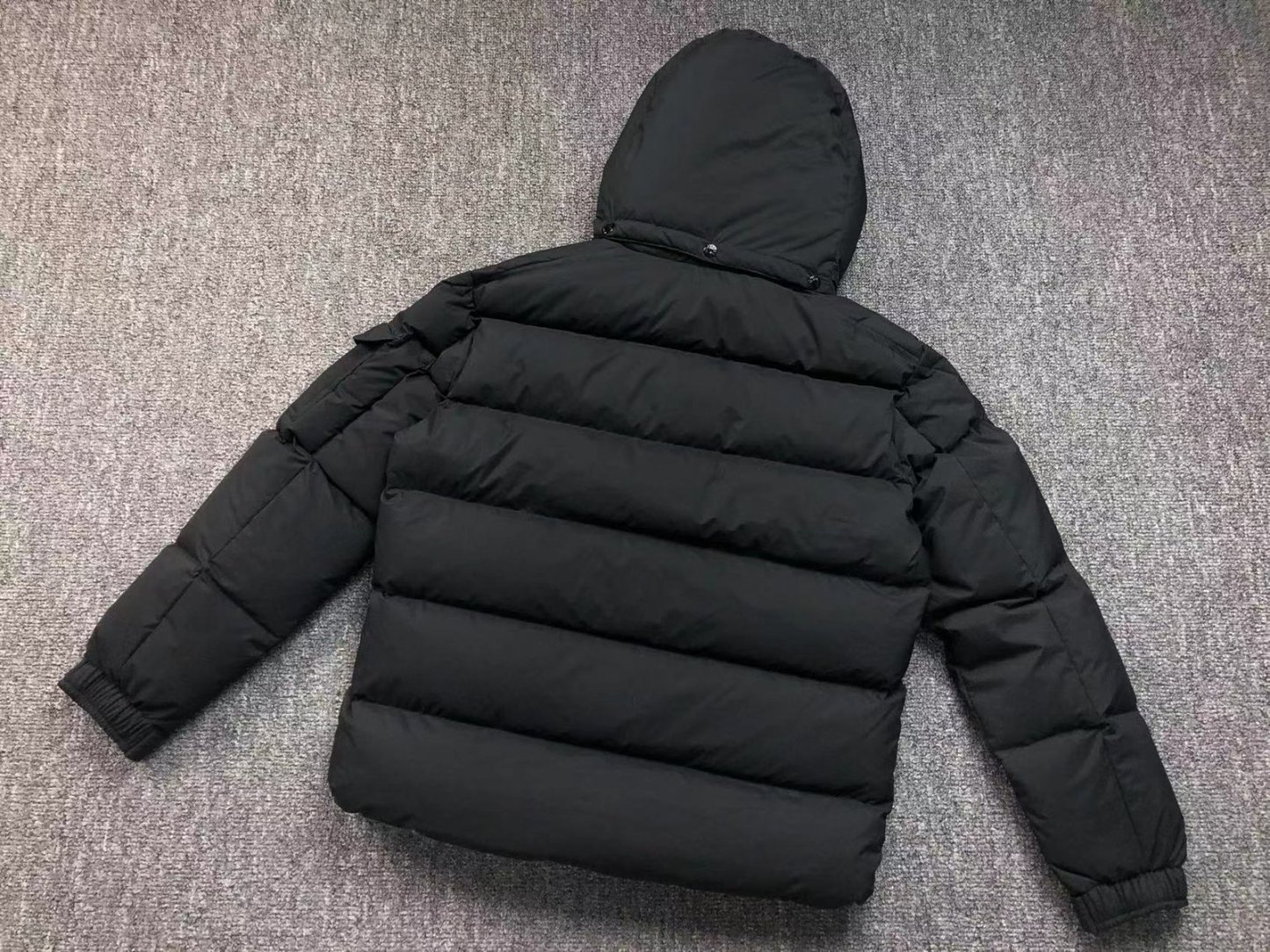 Moncler Logo Hooded Puffer Jacket Black