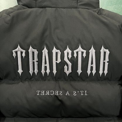 Trapstar Cropped Puffer Jacket Black