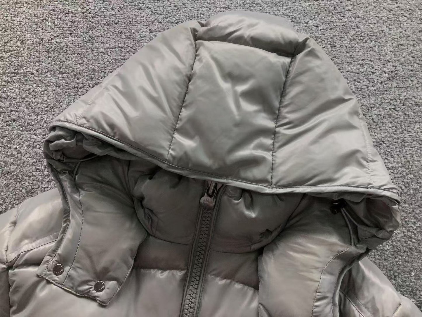 Moncler Logo Puffer Jacket Grey