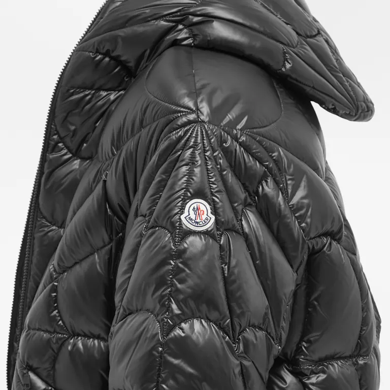Moncler Spider Puffer Jacket Black