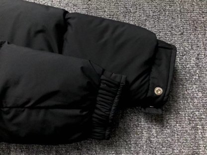 Moncler Logo Hooded Puffer Jacket Black