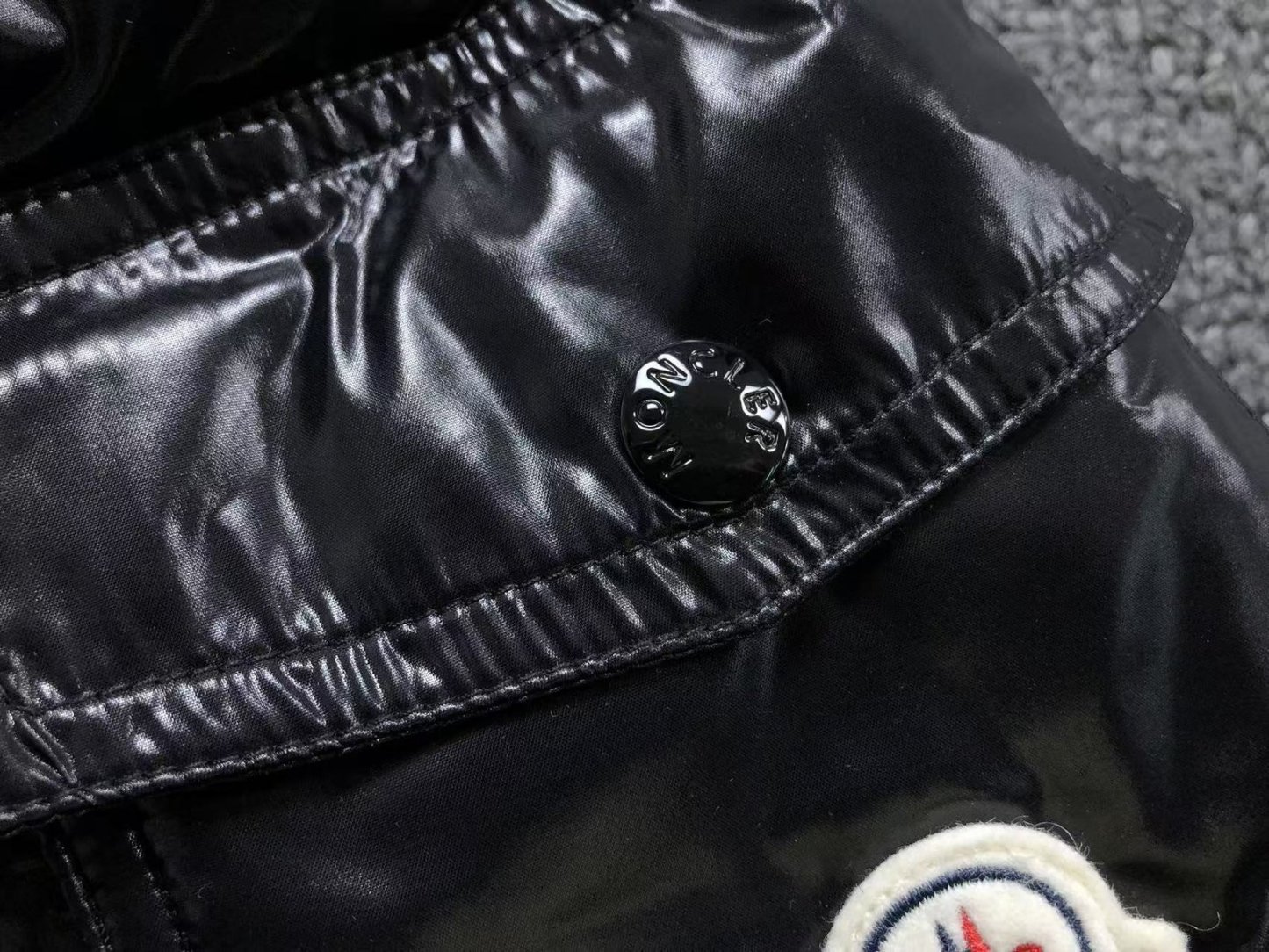 Moncler Logo Shiny Puffer Jacket Black