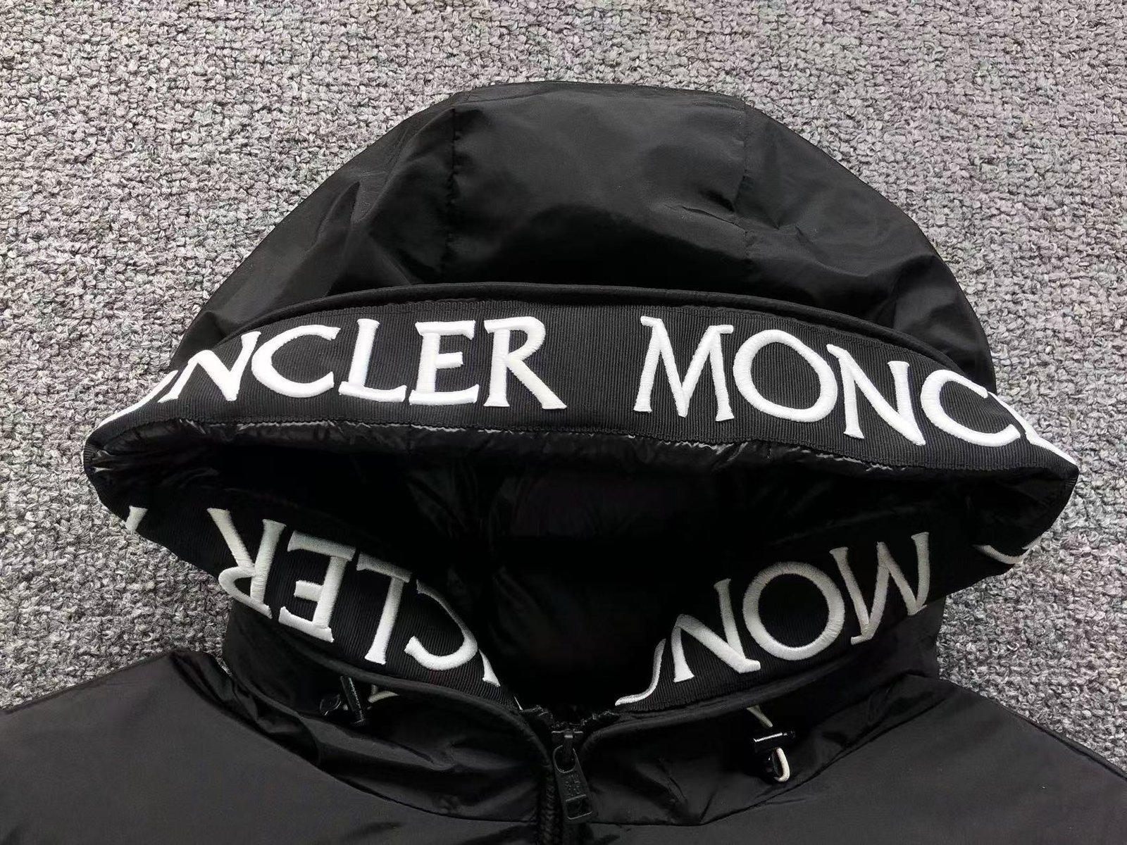  Logo Puffer Jacket Black-OSI