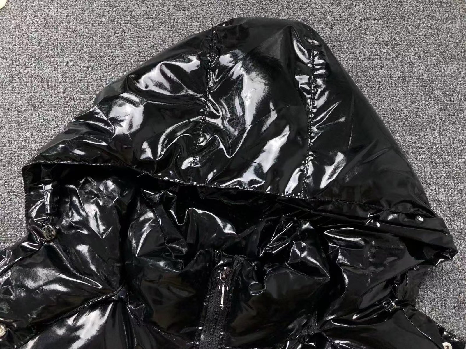 Trapstar Irongate Hooded Puffer Jacket Shiny Black