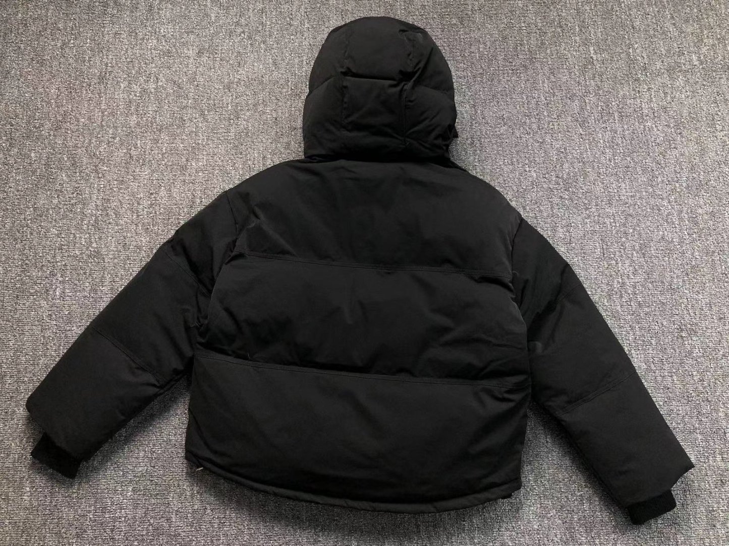 Ami Logo Puffer Jacket Grey