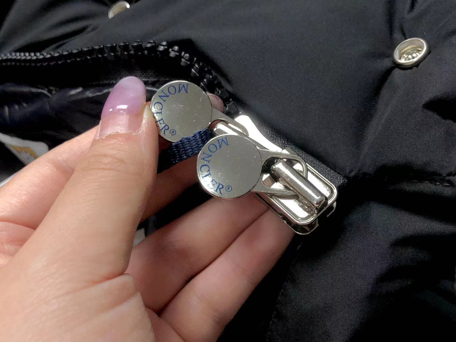 Moncler Logo Hooded Puffer Jacket Black