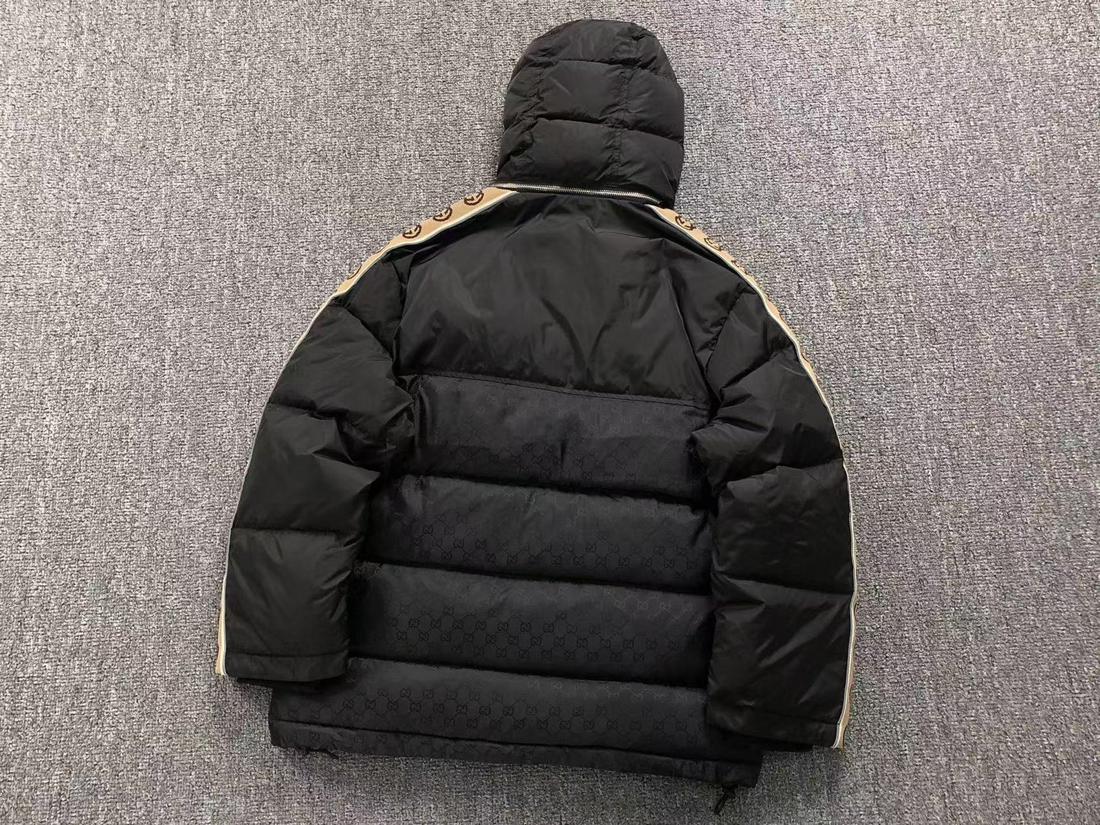Gucci Pattern Logo Puffer Black