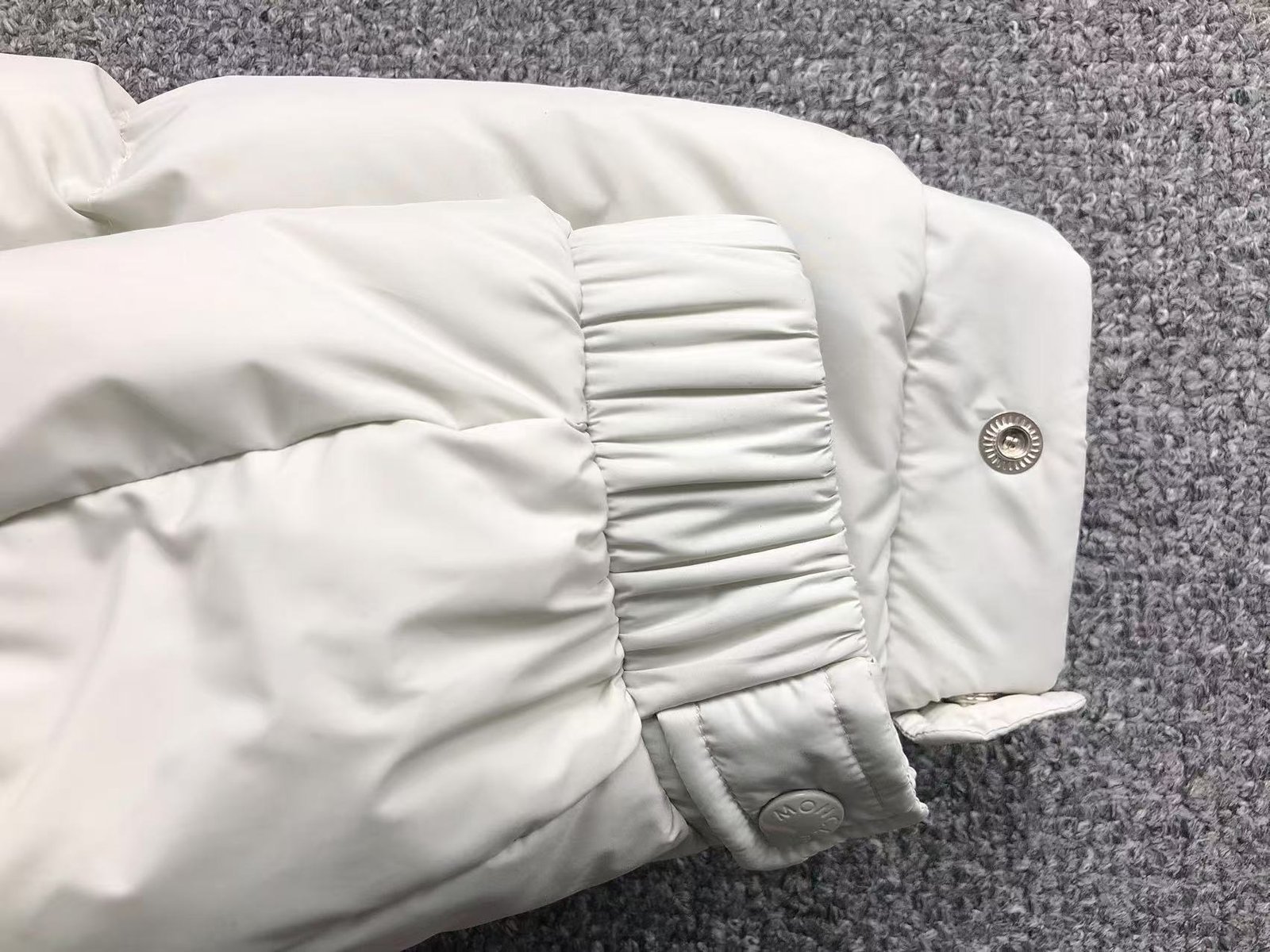 Moncler Logo Puffer Jacket White