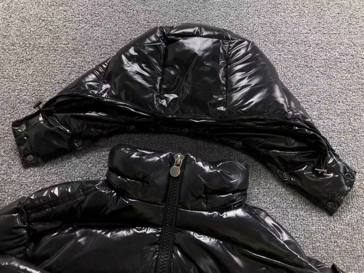 Moncler Logo Shiny Puffer Jacket Black