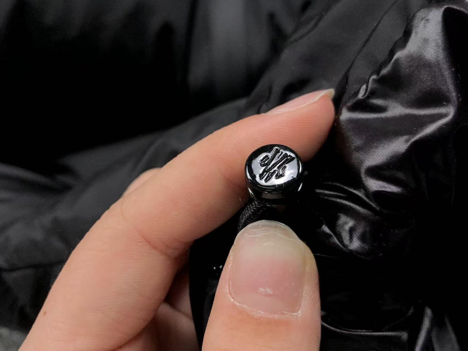  Logo Puffer Jacket Black-OSI