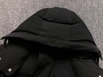 Ami Logo Puffer Jacket Grey