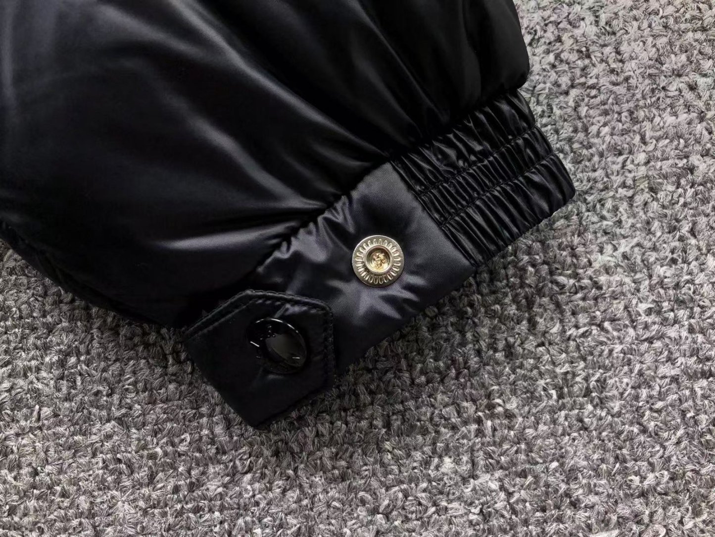 Moncler Logo Shiny Puffer Jacket Dark Navy