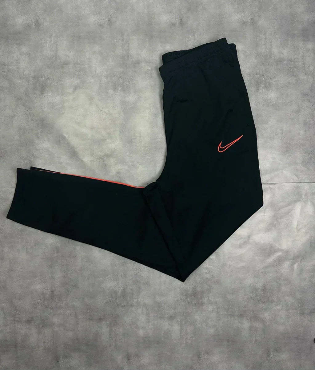 Conjunto  Dri-Fit 2021 (Preto e Laranja)-OSI