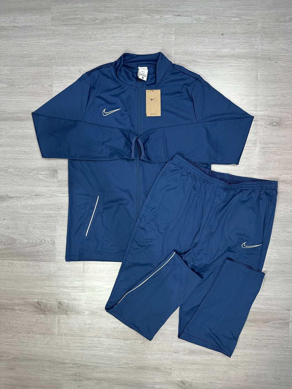 Conjunto  Dri-Fit 2021 (Azul Marinho e Branco)-OSI