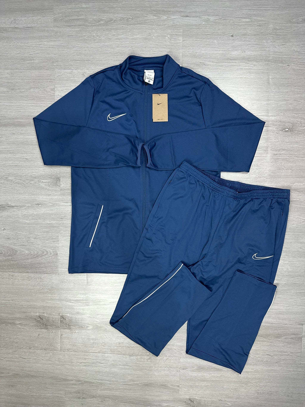 Conjunto  Dri-Fit 2021 (Azul Marinho e Branco)-OSI