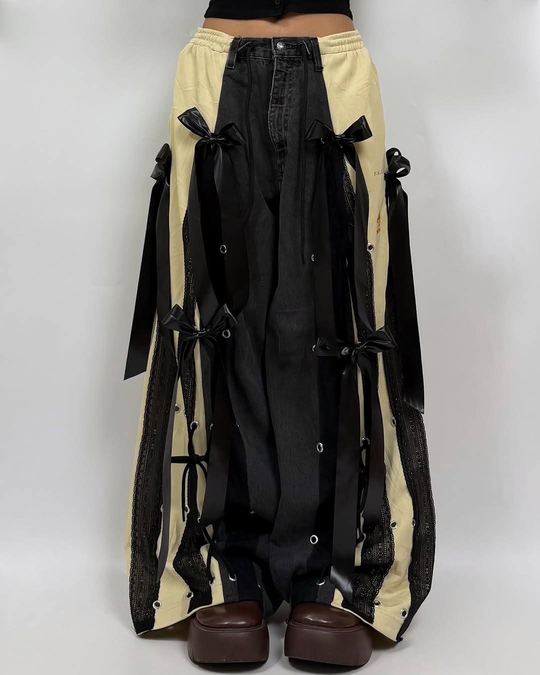 Design style: AD X Papiliono light yellow