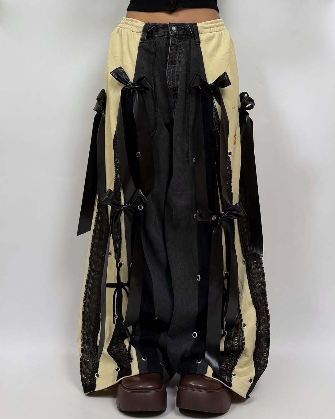 Design style: AD X Papiliono light yellow