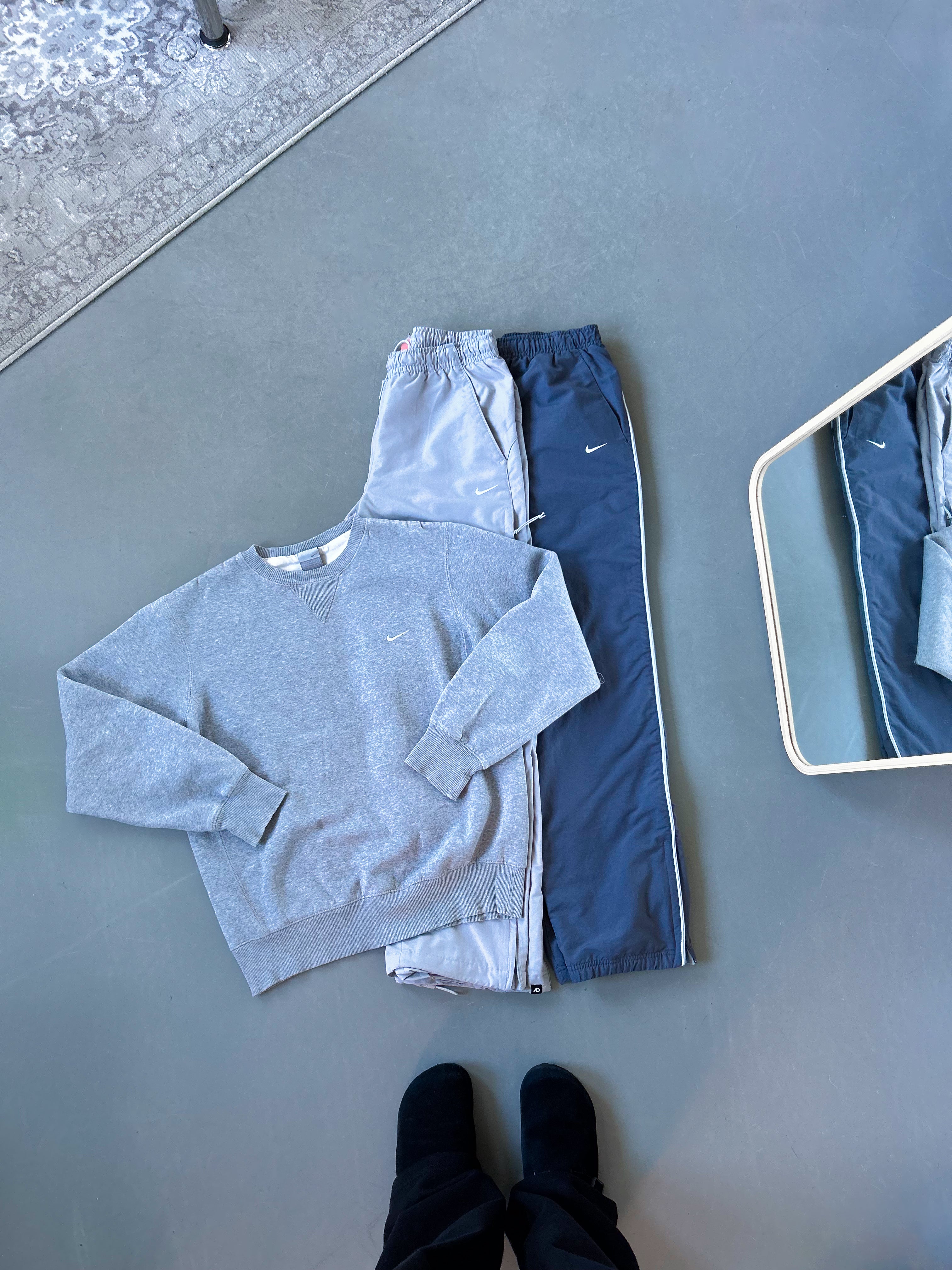 VINTAGE MYSTERY BOX (3 PIECES)