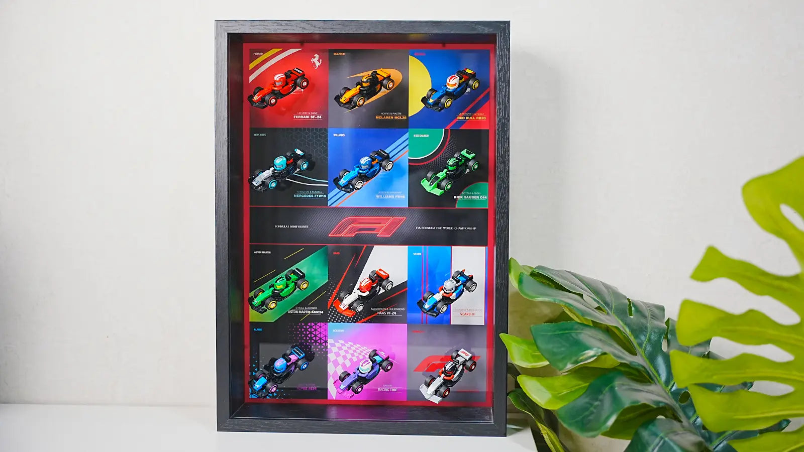™ Show Case for F1 Collectible Race Cars Plus(71049)
