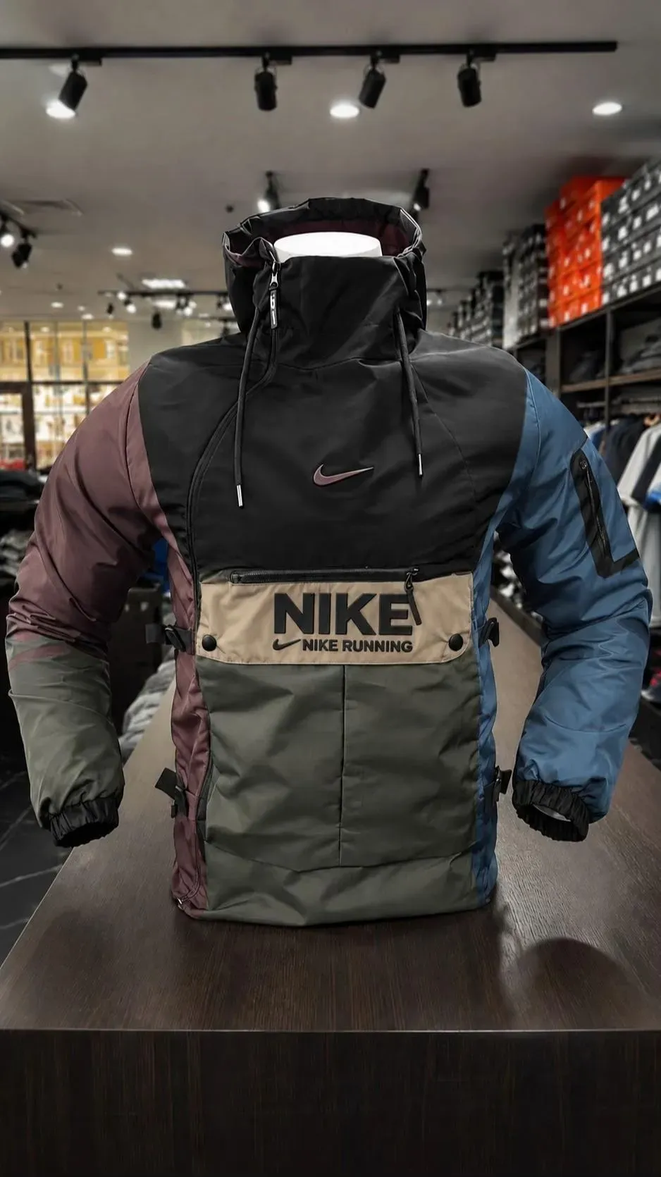 Water repellent windbreaker