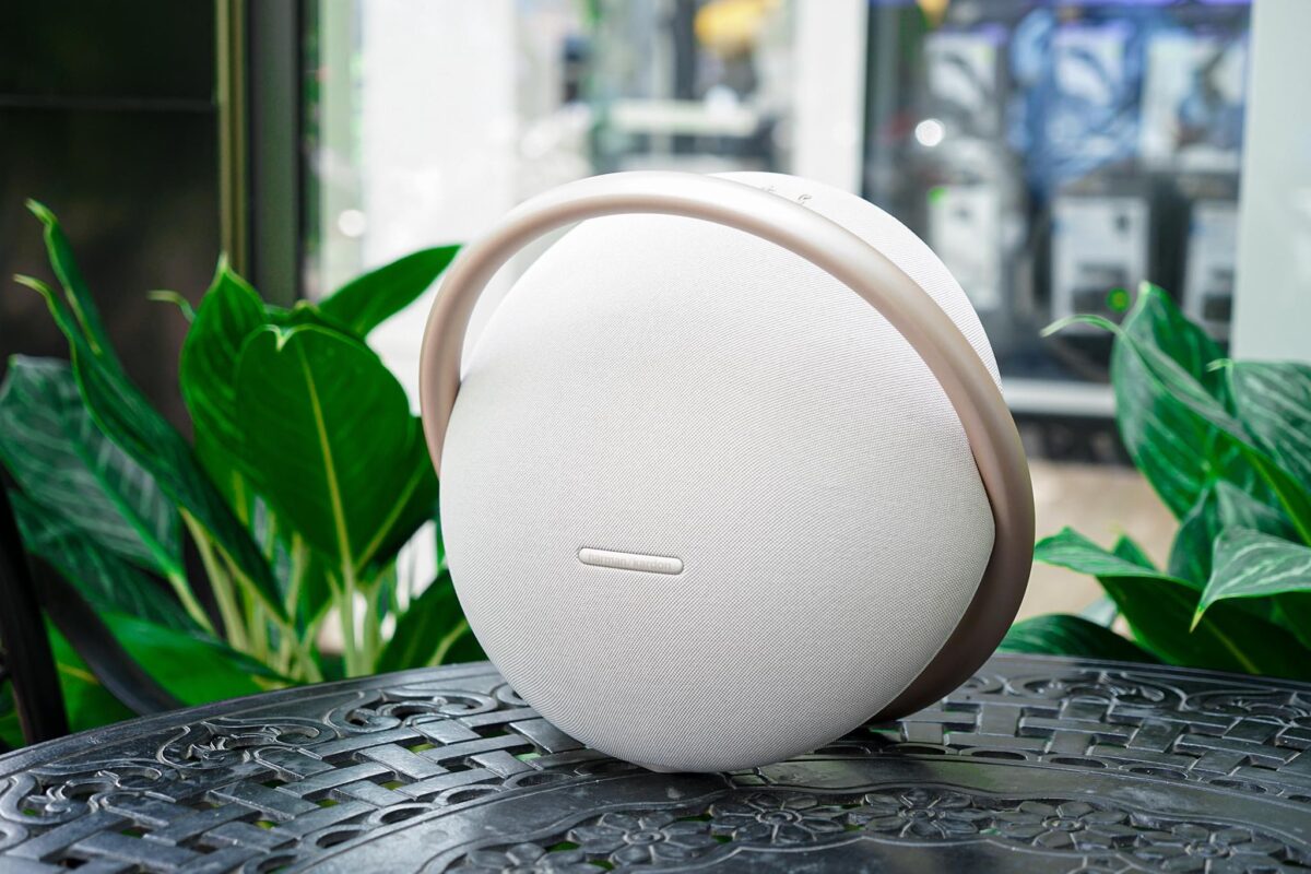 loa harman kardon onyx studio 8 26