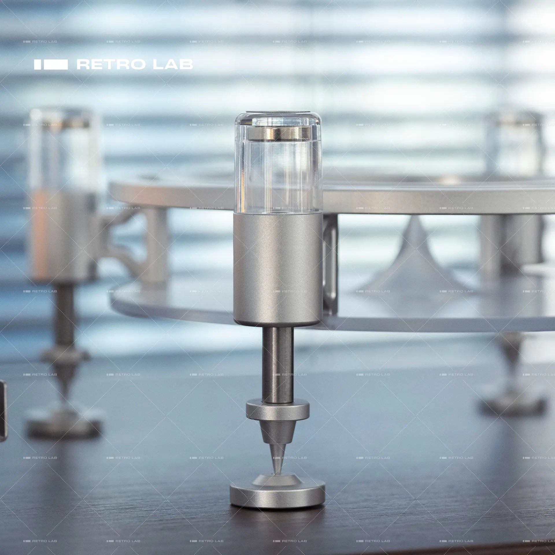 Magnetic-Levitation Shock-Absorbing Speaker Stand for HK