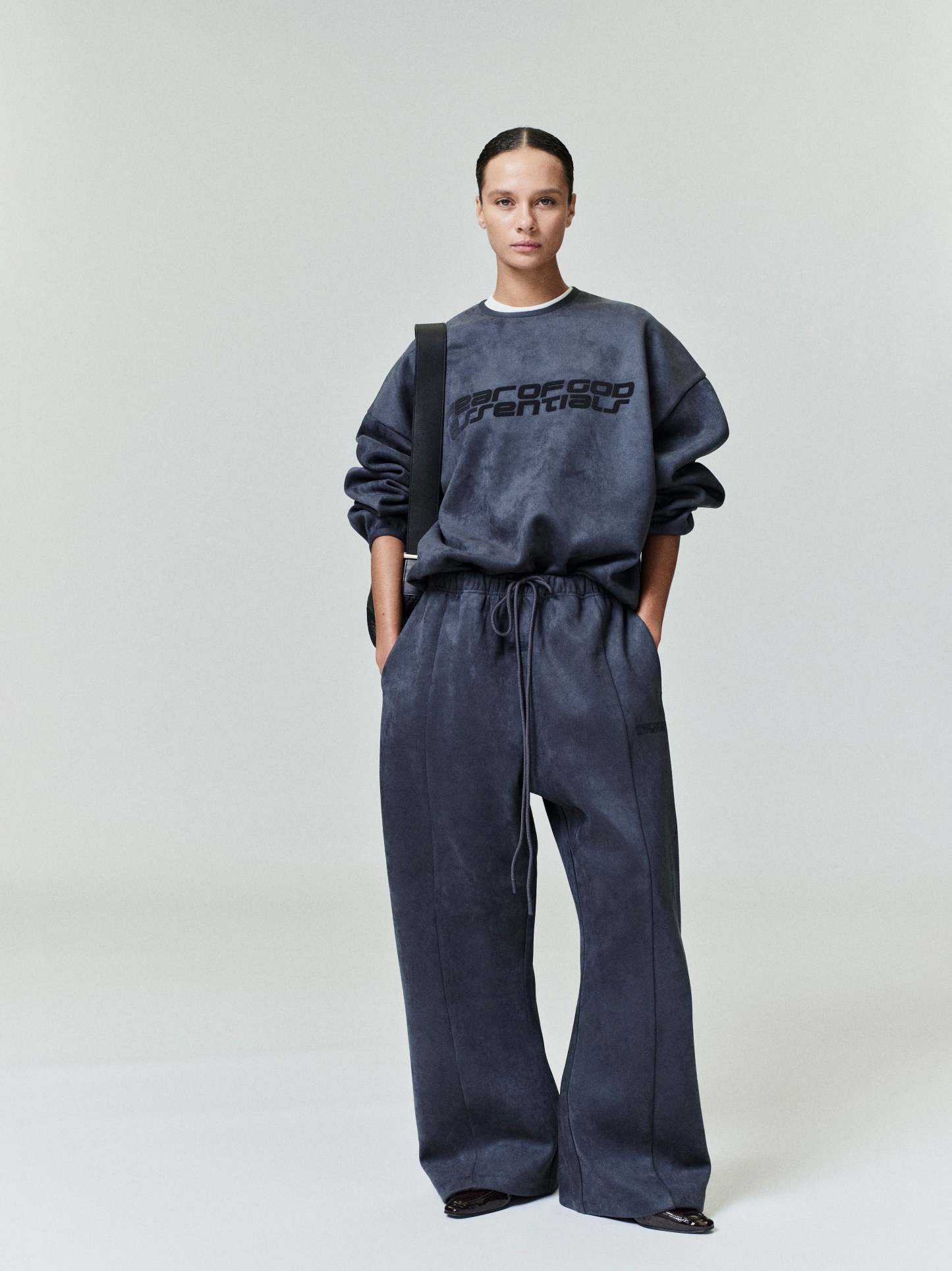 Suede Fleece Flare Sweatpant