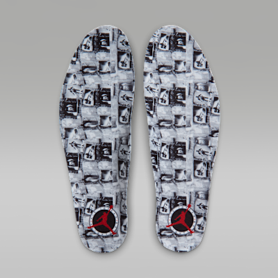 Air Jordan 4 Retro “Flight Club”