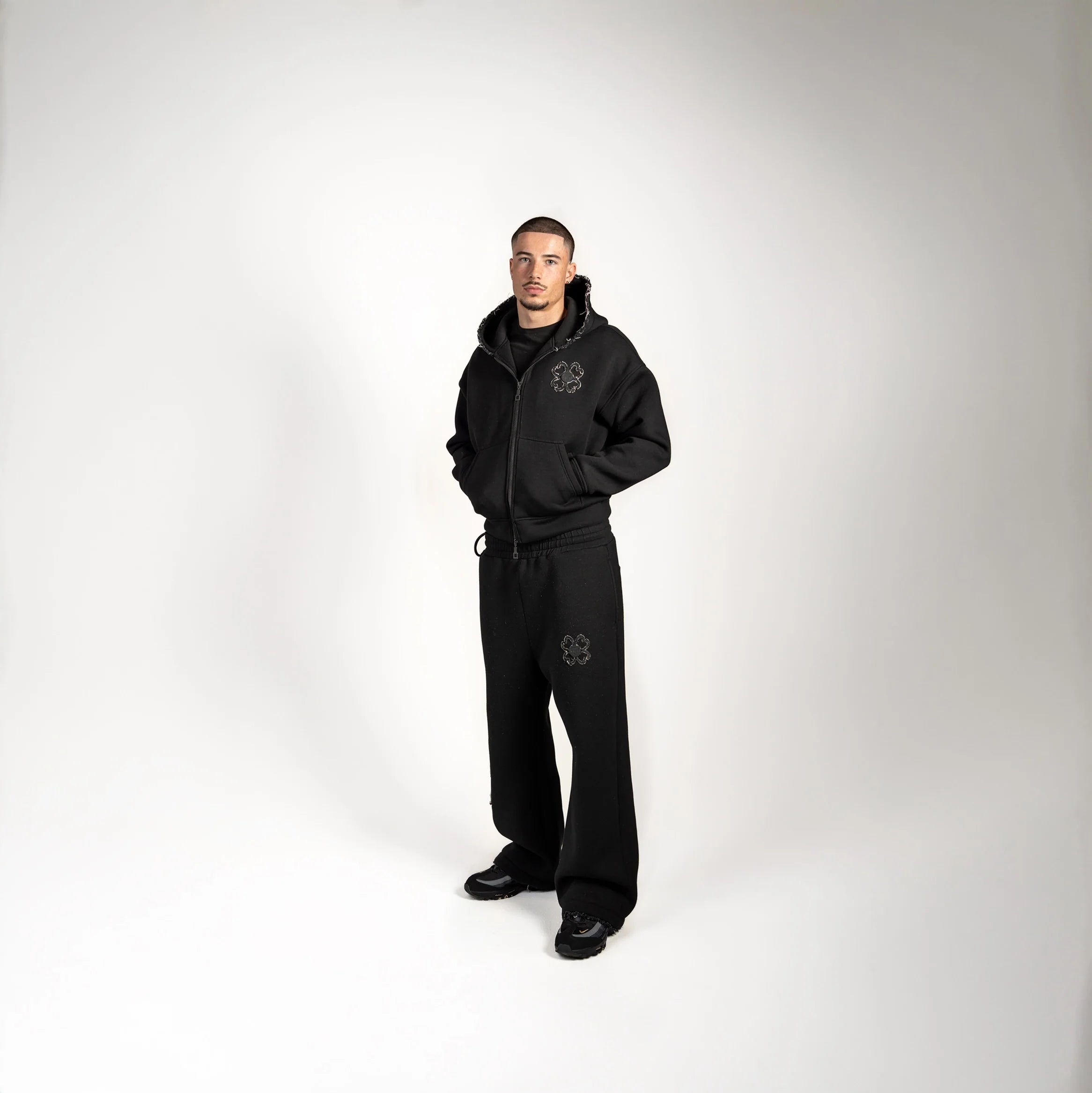 NOVARA Tracksuit