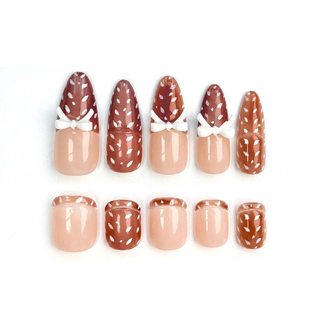 Faline Clip-on Nails