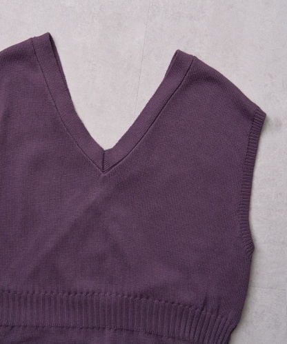 CHOSO INSPIRED KNITTED VEST