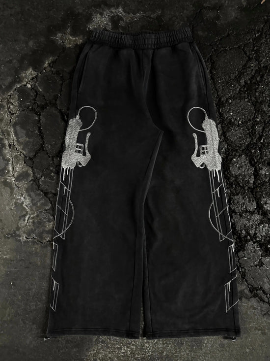 “AOT” SWEATS (STONE)