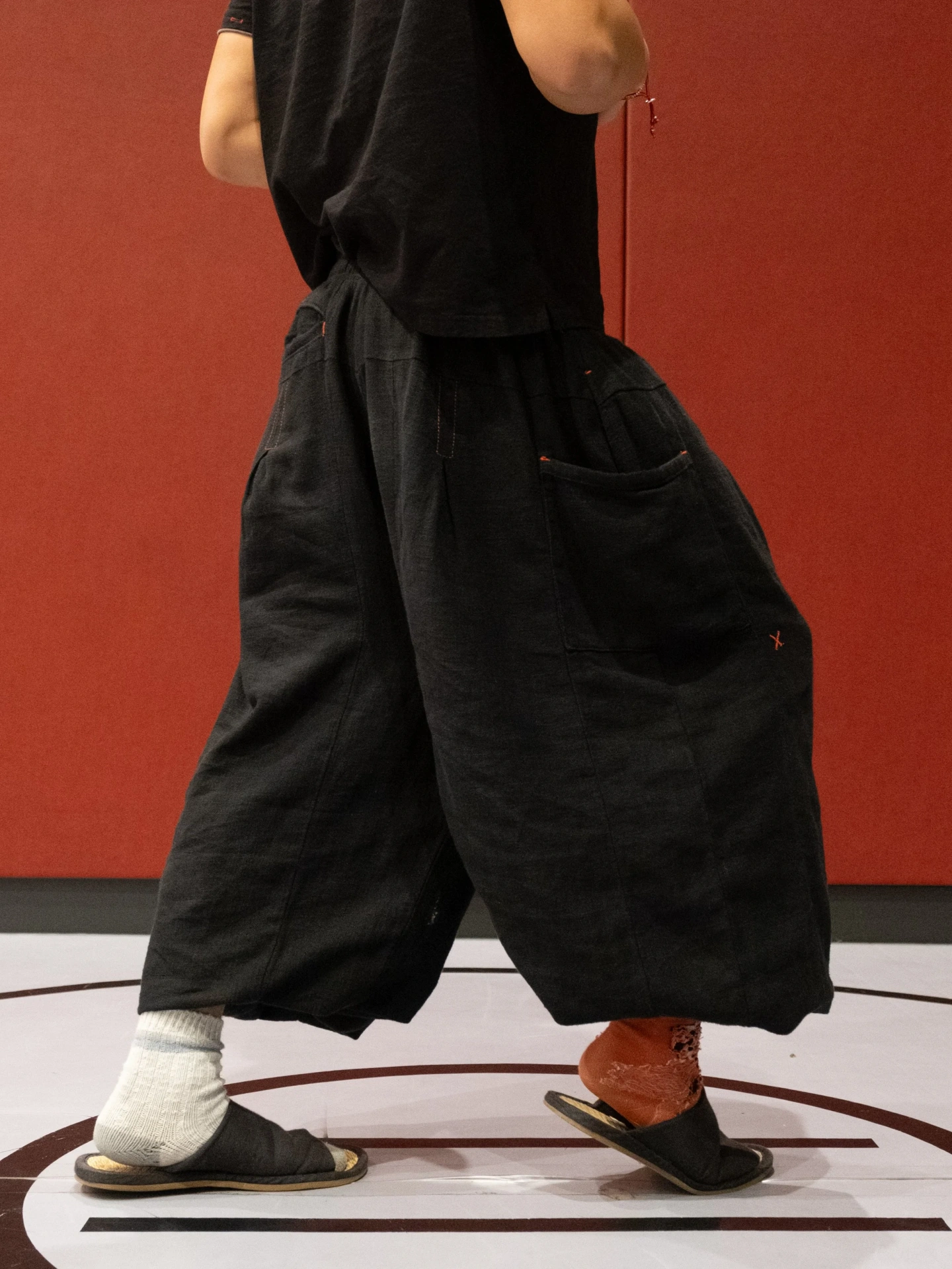Flax Pleated Wide-Leg Pants
