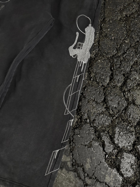 “AOT” SWEATS (STONE)