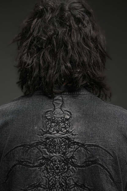 "CENTIPEDE" WASHED TEE