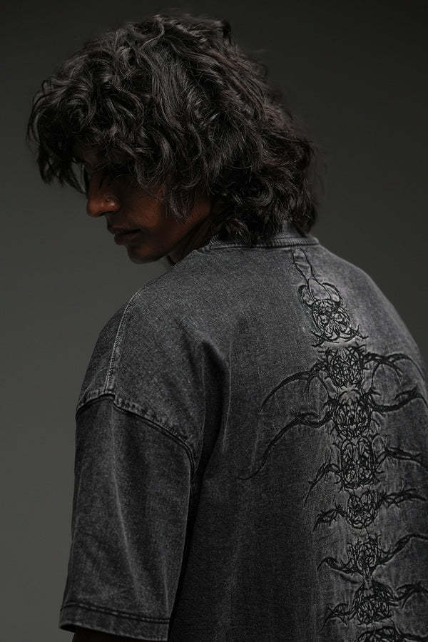 "CENTIPEDE" WASHED TEE