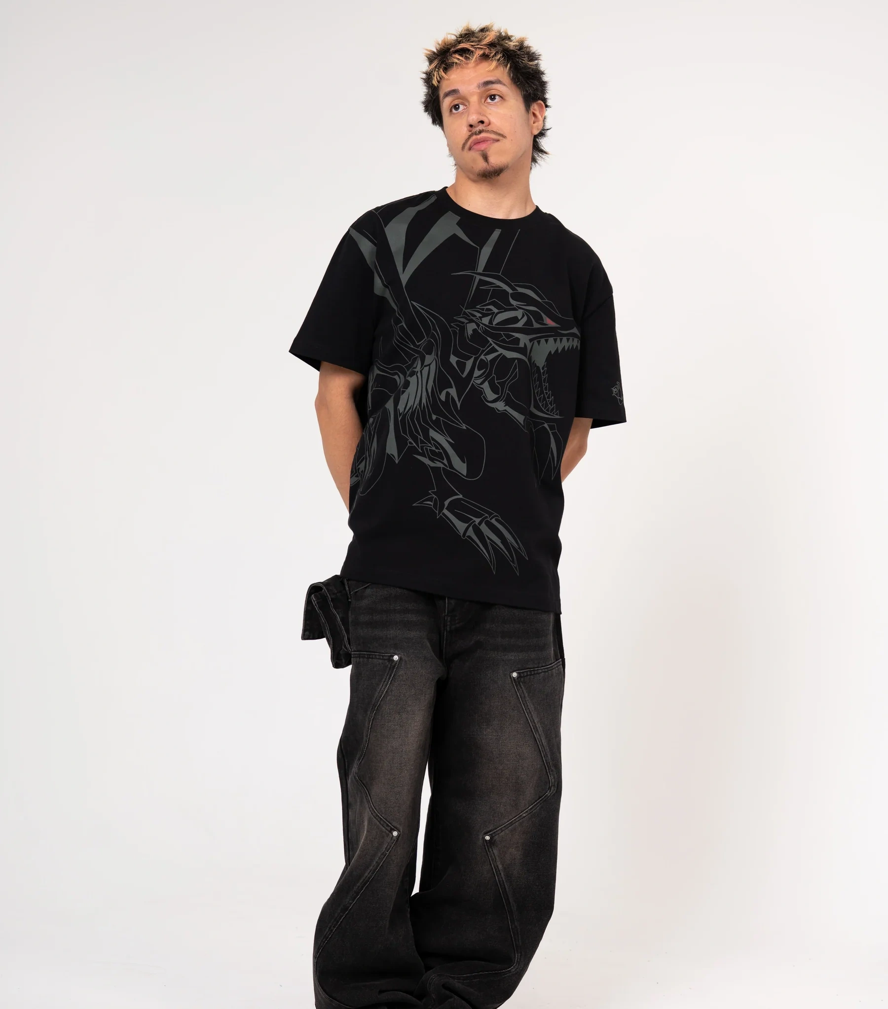 Red-Eyes Front Print Tee