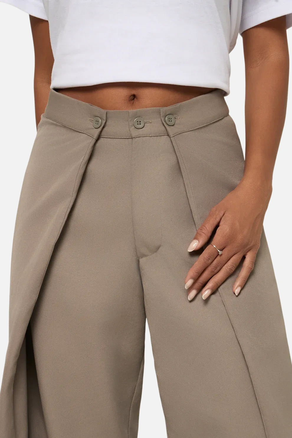 Flex Pleated Pants