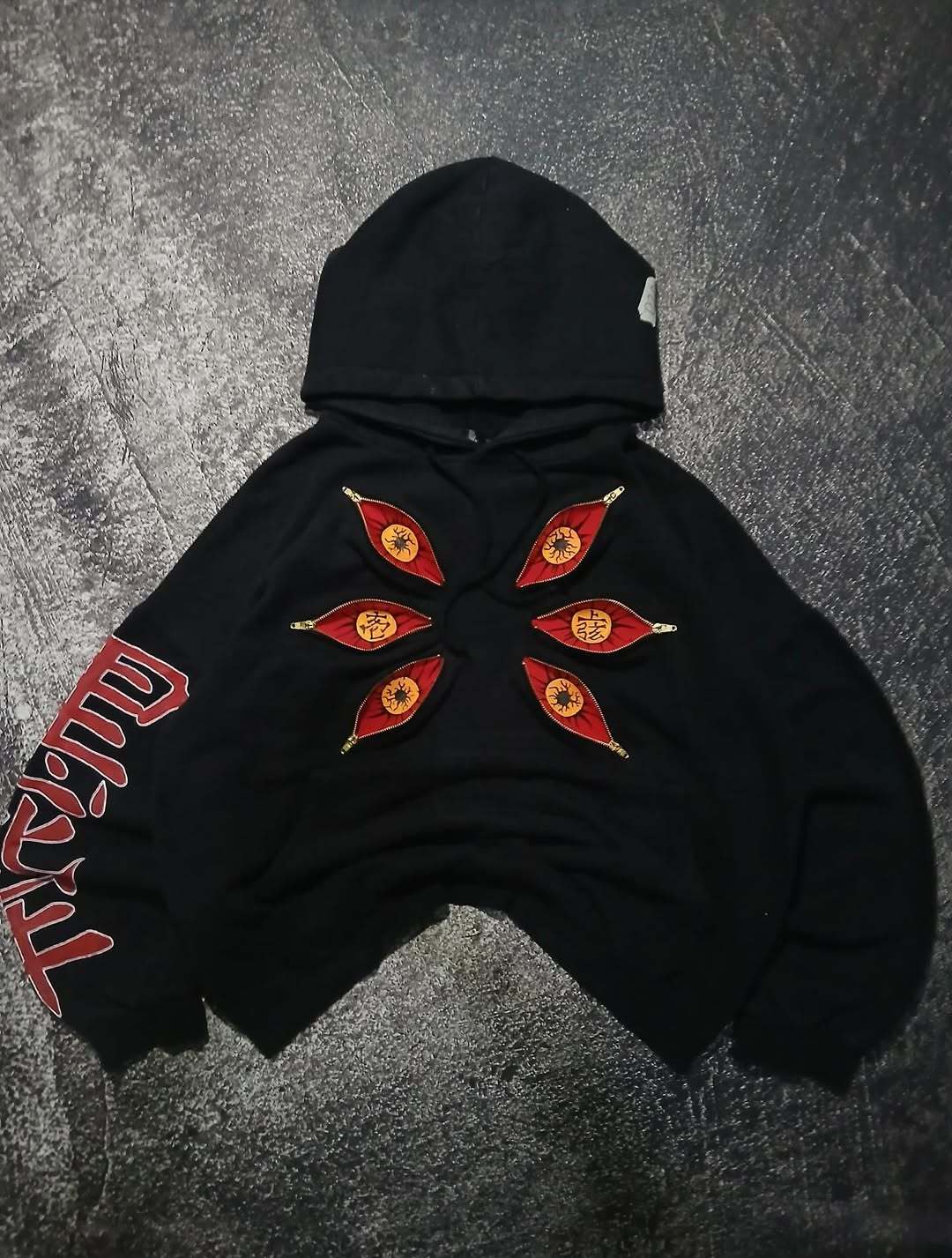 SIX EYES "KOKUSHIBO" HOODIE