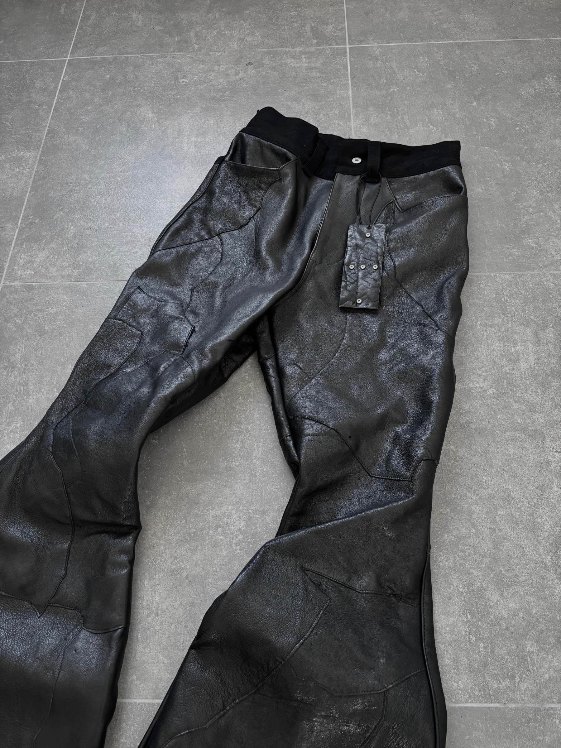 SCRAP LEATHER DENIM PANTS