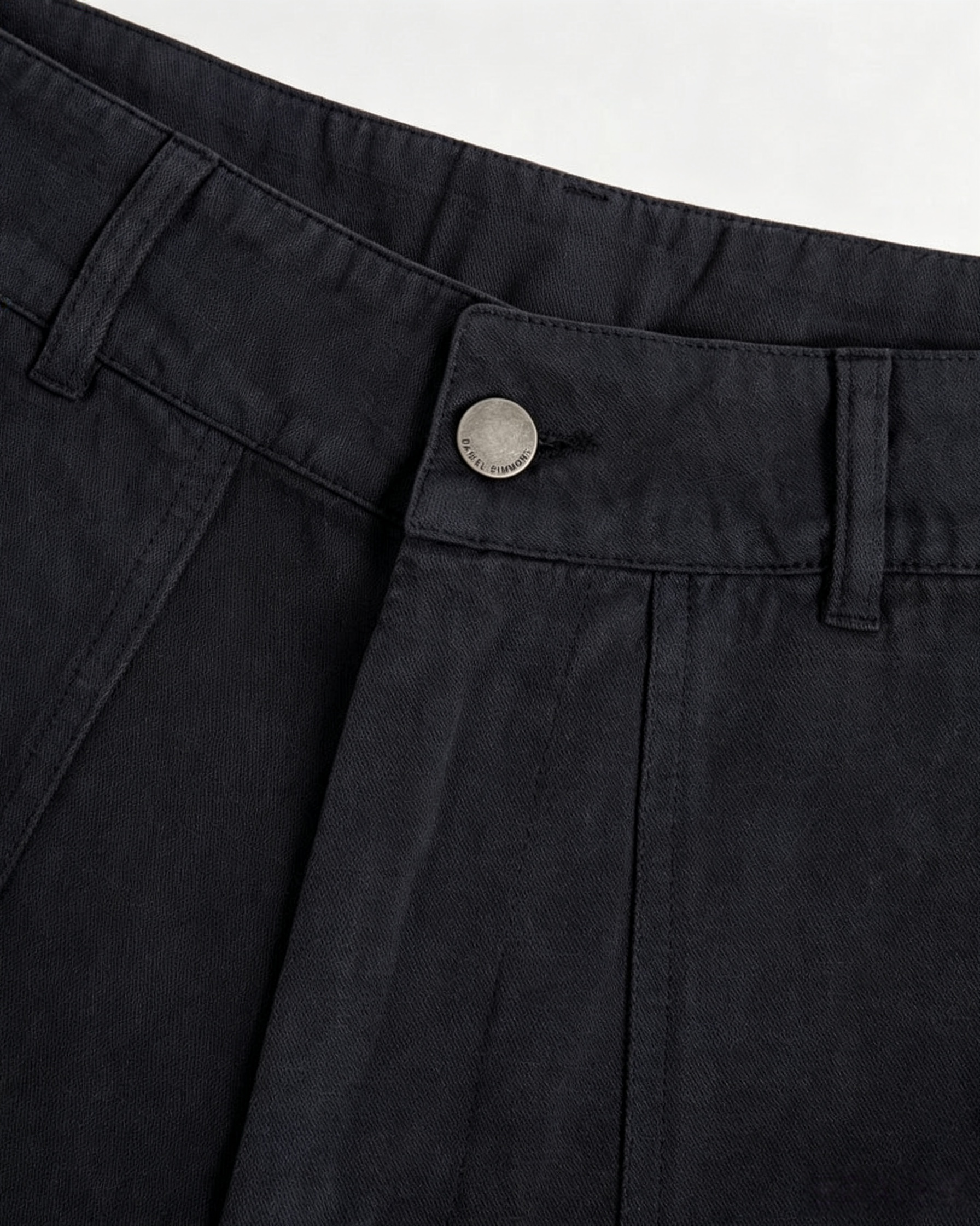 PLEATED TROUSER